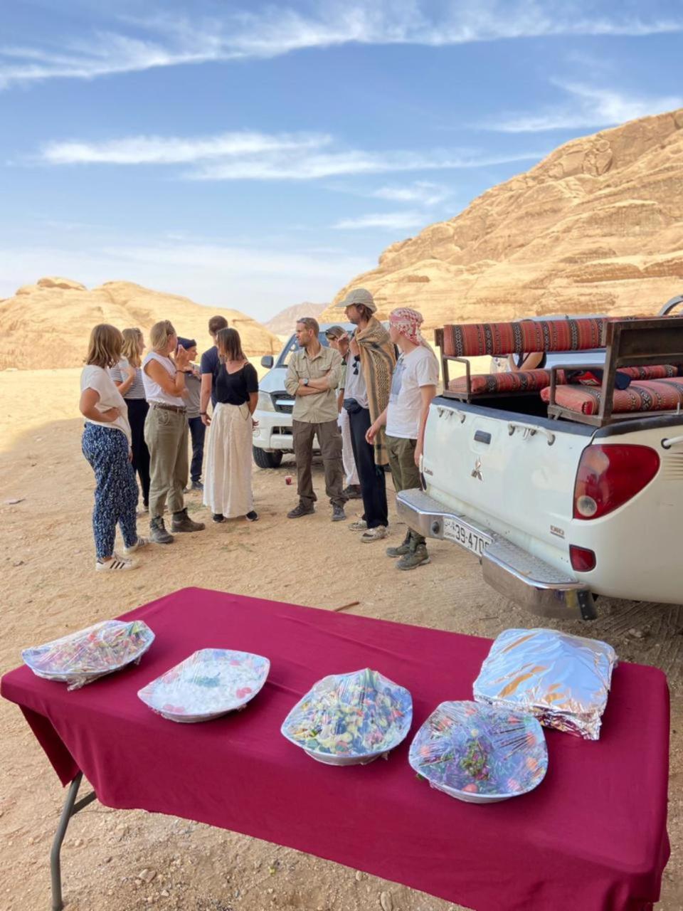 Hotel Sunrise Luxury Camp Wadi Rum Esterno foto