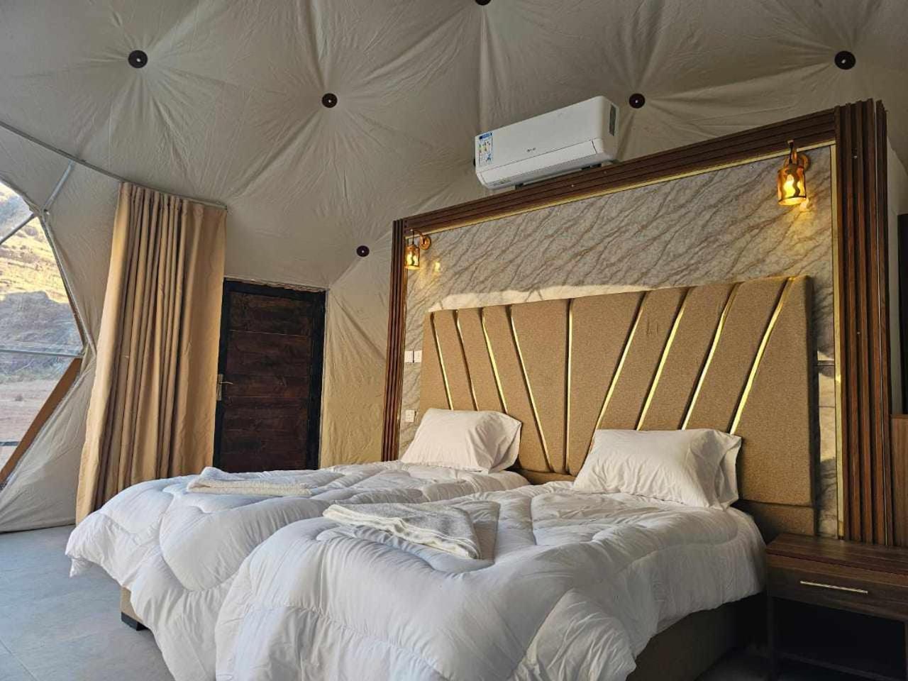 Hotel Sunrise Luxury Camp Wadi Rum Esterno foto