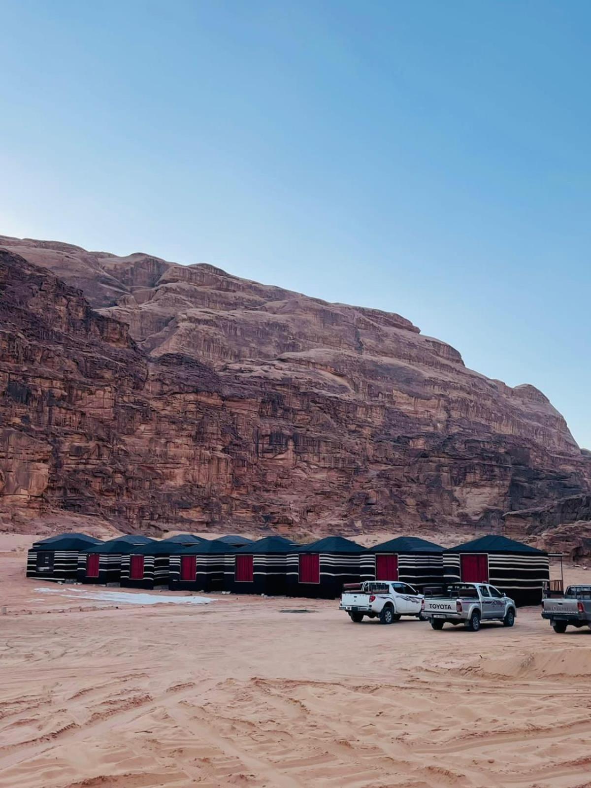 Hotel Sunrise Luxury Camp Wadi Rum Esterno foto