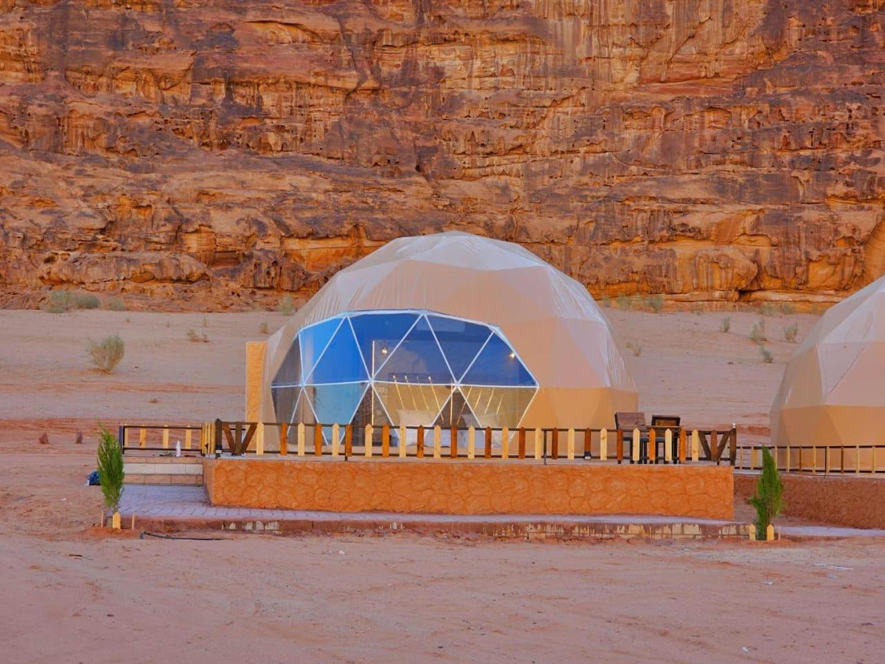 Hotel Sunrise Luxury Camp Wadi Rum Esterno foto